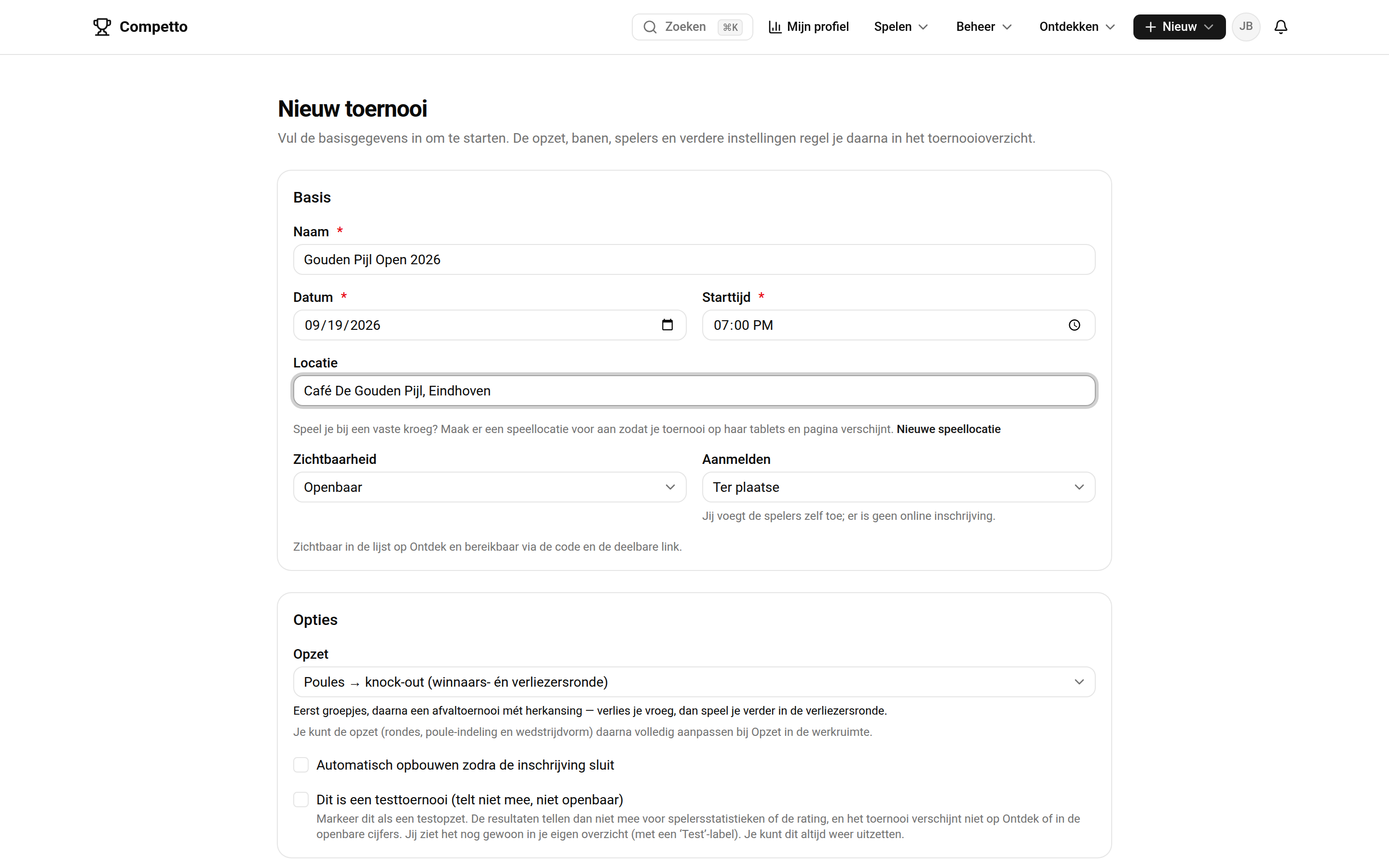 De pagina Nieuw toernooi met het blok Basis (Naam, Datum, Starttijd, Locatie) en het blok Opties met de keuze voor een opzet-preset zoals Poules naar knock-out.